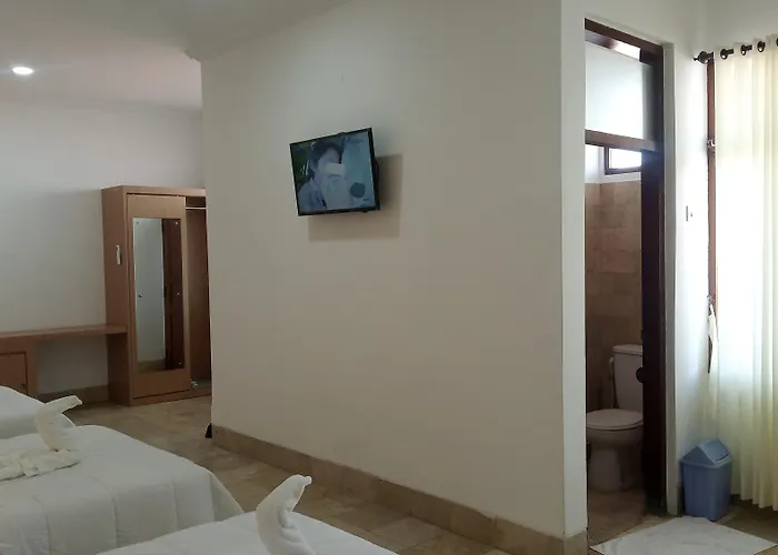 Simalem Hotel *
